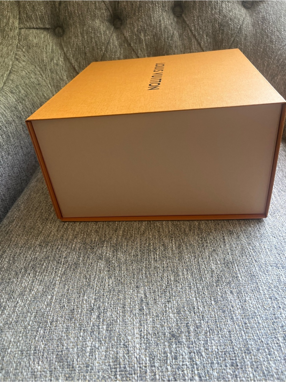 Louis Vuitton Orange Logo Gift Box - Picture 7 of 9
